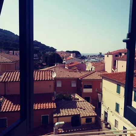 Sui Tetti Di - Elba Affitti Marciana Marina (Isola d'Elba)