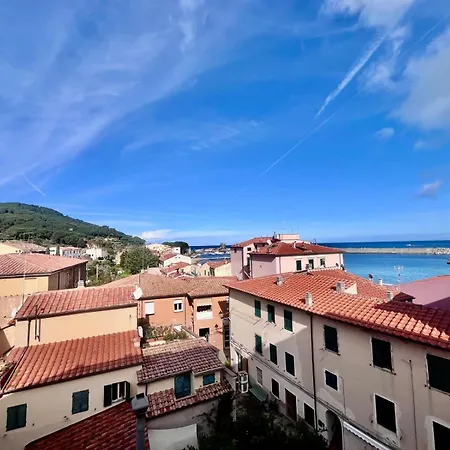 Sui Tetti Di - Elba Affitti *